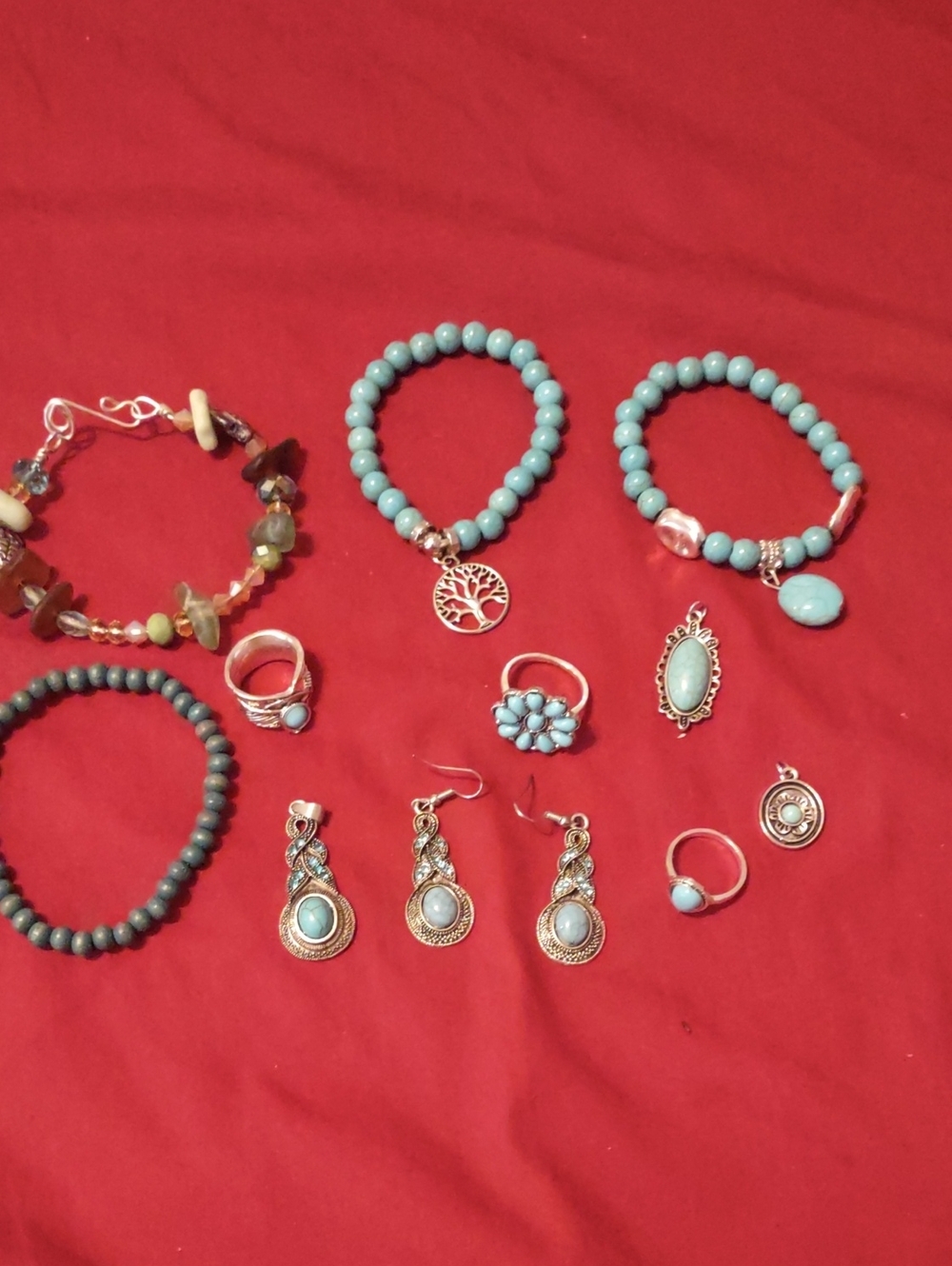 Turquoise Bead Bracelet and Ring Jewelry Set - Blue Accents